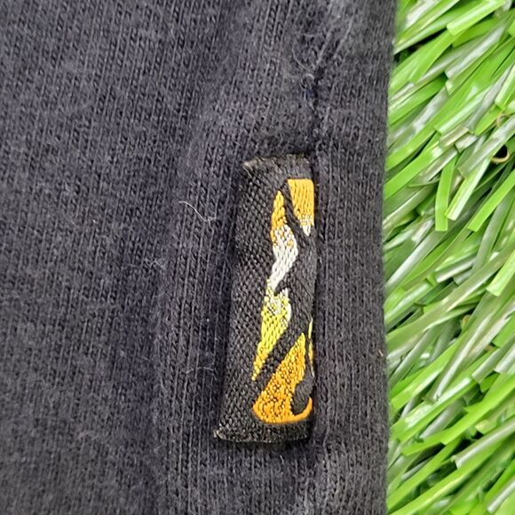 Vintage Y2K Rocker Shirt Medium 20x26 Black We-Will-Rock-You - Picture 7 of 15